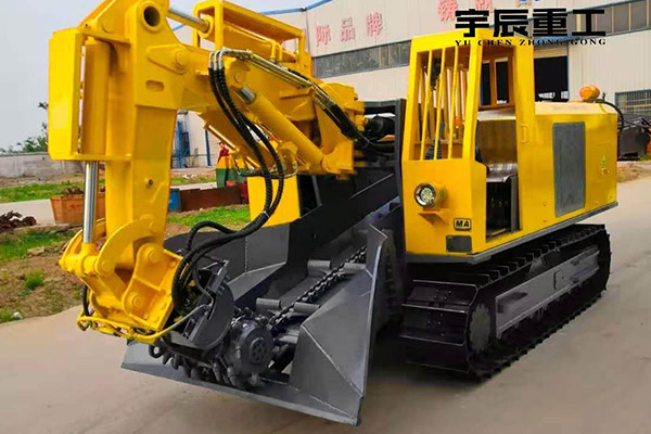 大型銑挖機(jī)